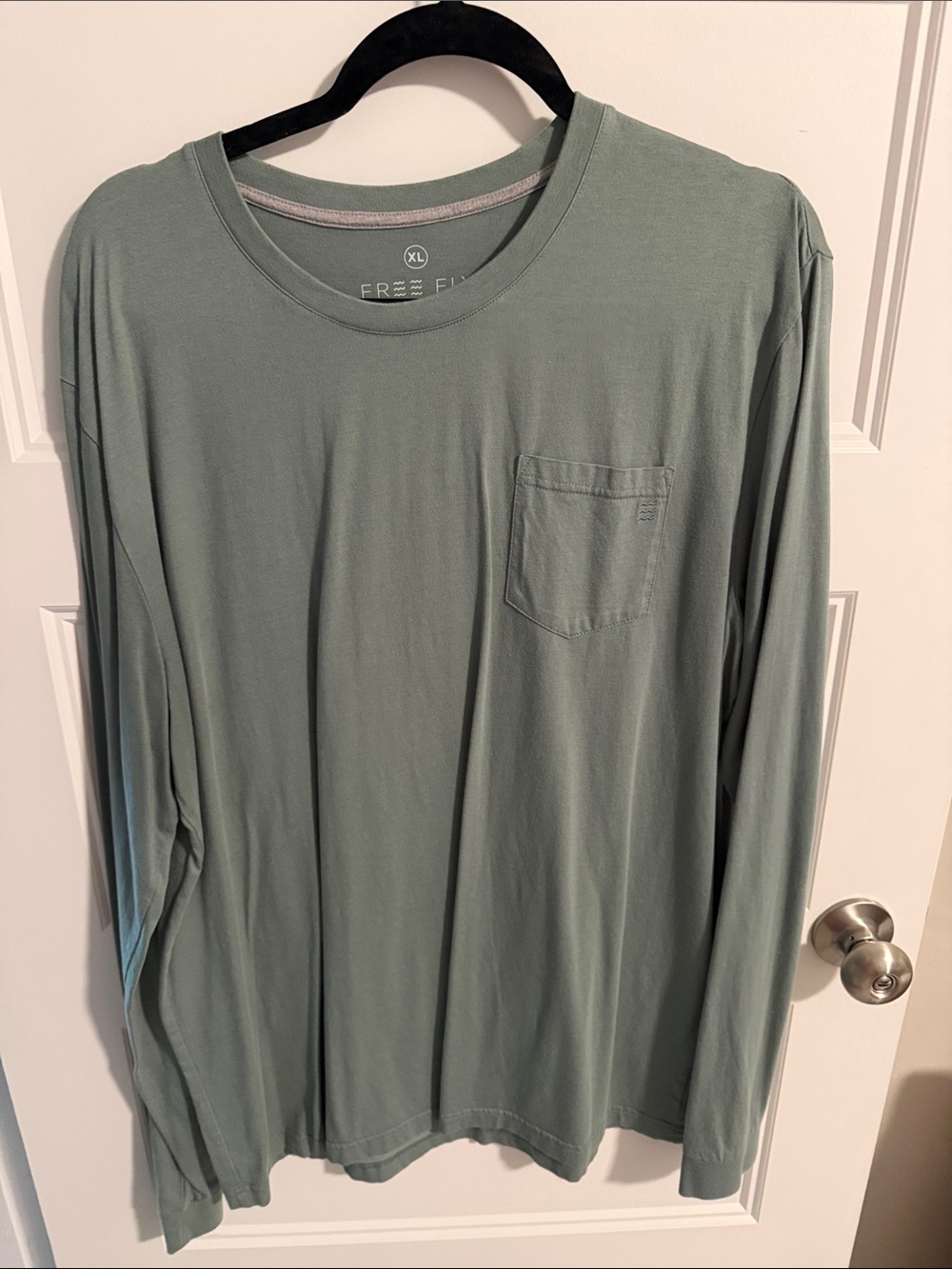 Free Fly Apparel Men's Long-Sleeve Pocket Tee - Sage